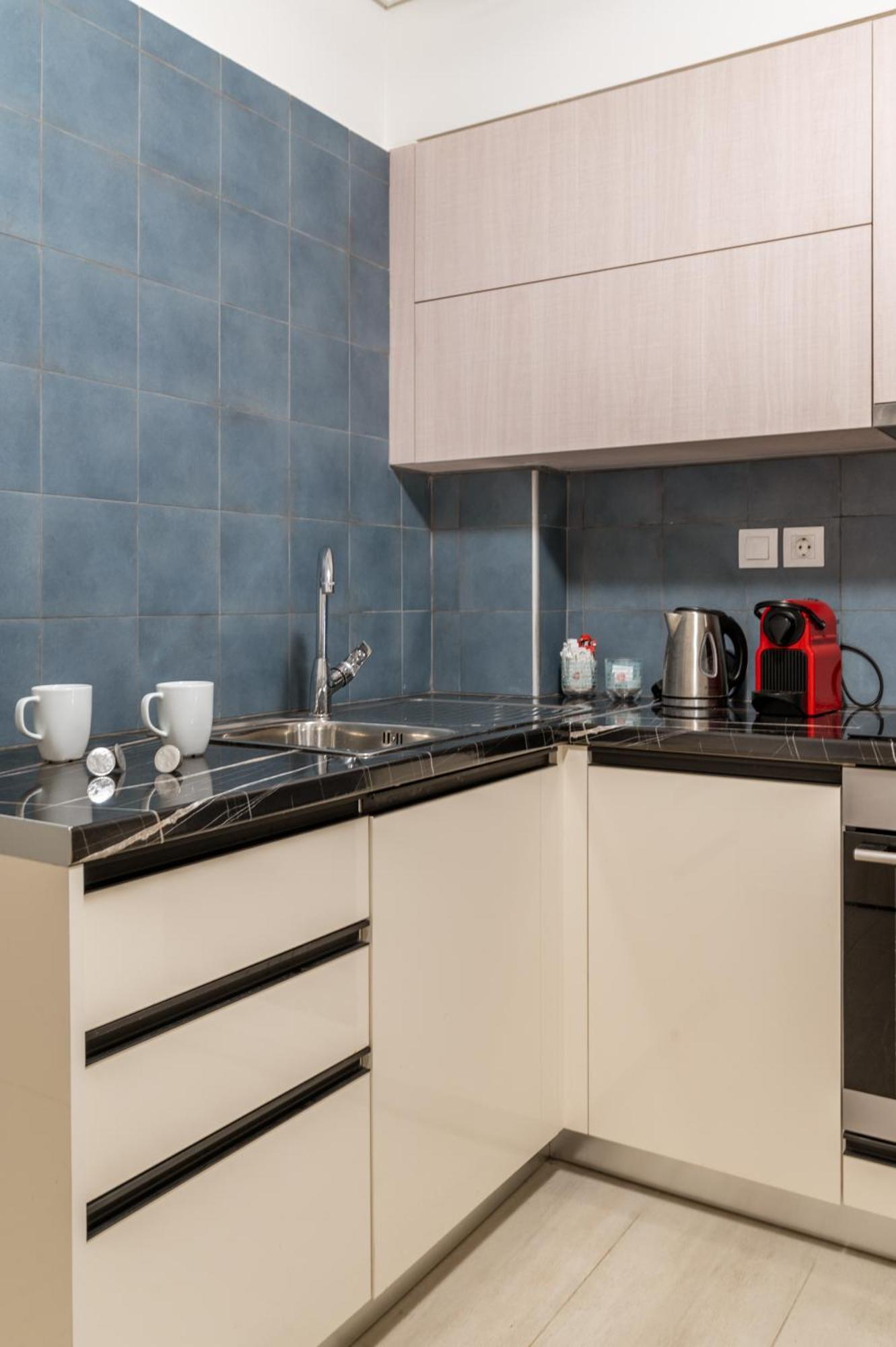 Elvita Apartments 4 Афины Экстерьер фото